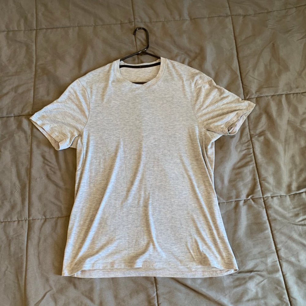 Lululemon Men's Blue Casual T-Shirt